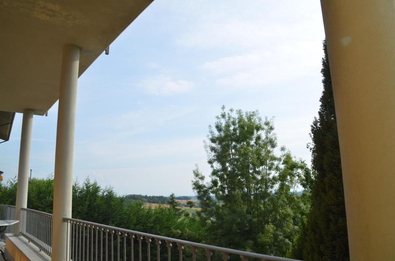 Villa Patrizia Moncalvo Eksteriør billede