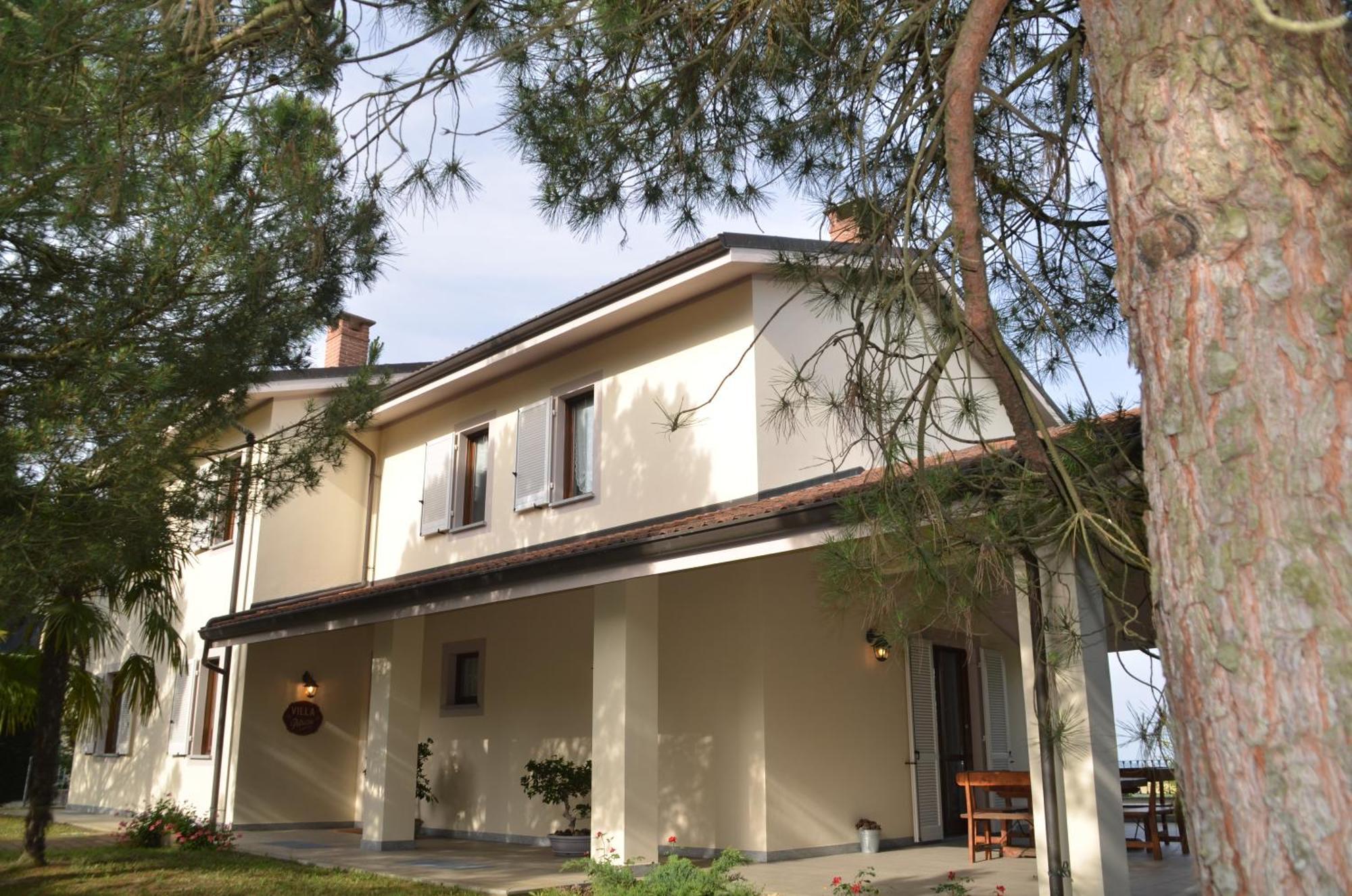 Villa Patrizia Moncalvo Eksteriør billede